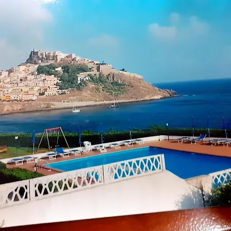 Empty * Castelsardo